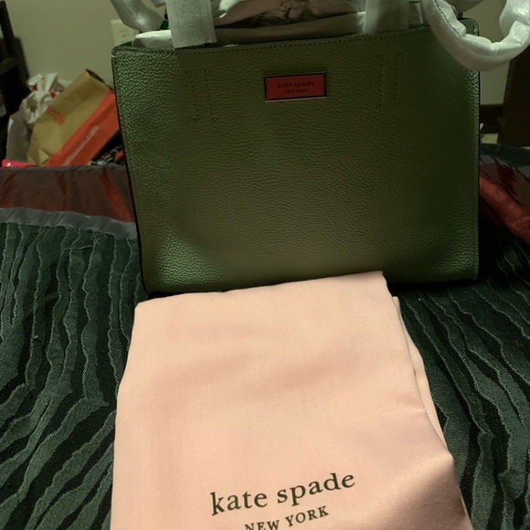 Brand new Kate spade bag - Picture 3 of 3